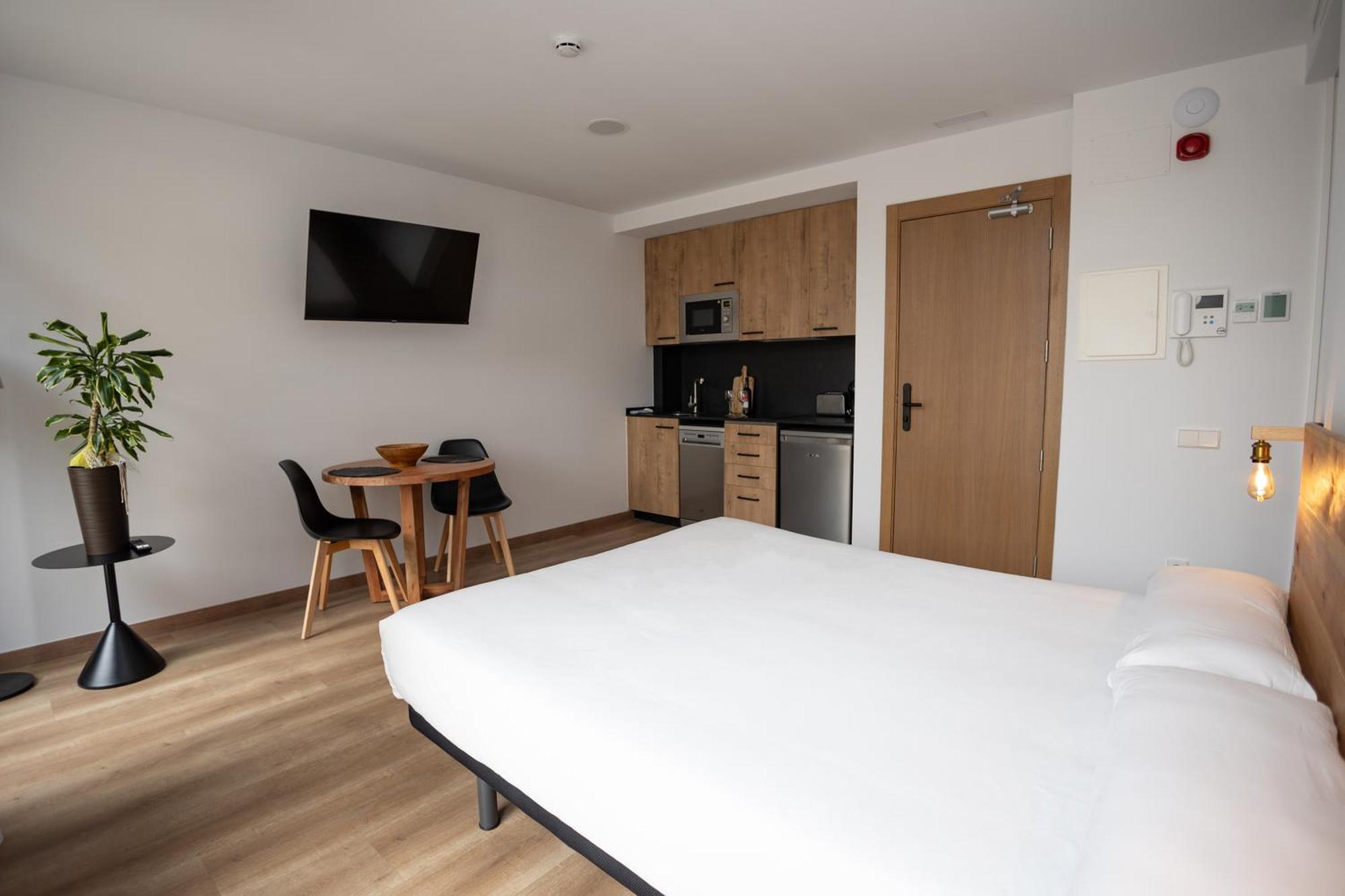 Apm Manresa Appartement Buitenkant foto